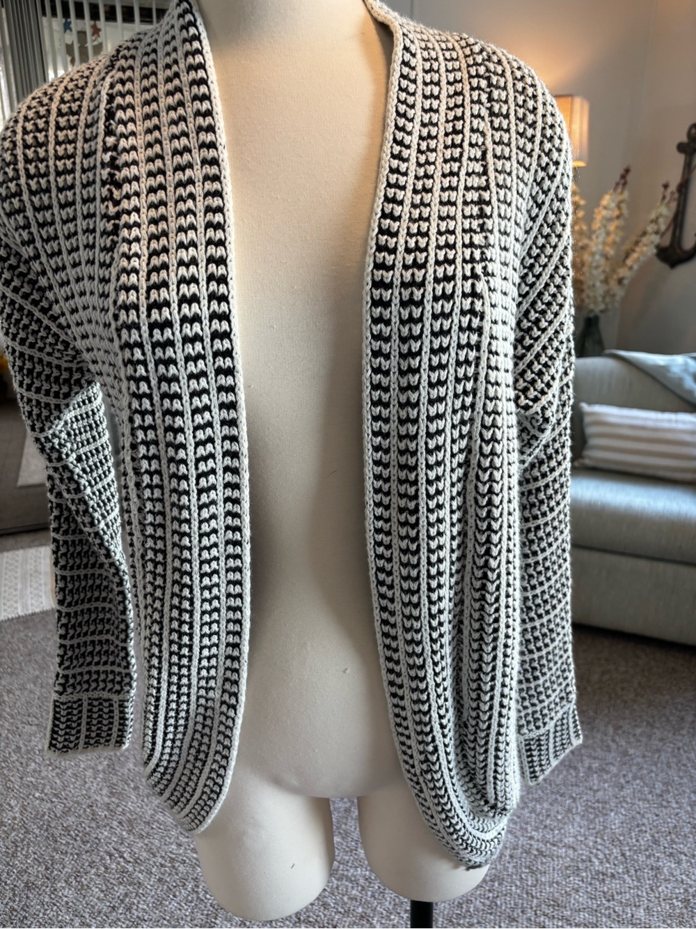 Pink Republic Black & Cream Open-Front Knit Cardigan